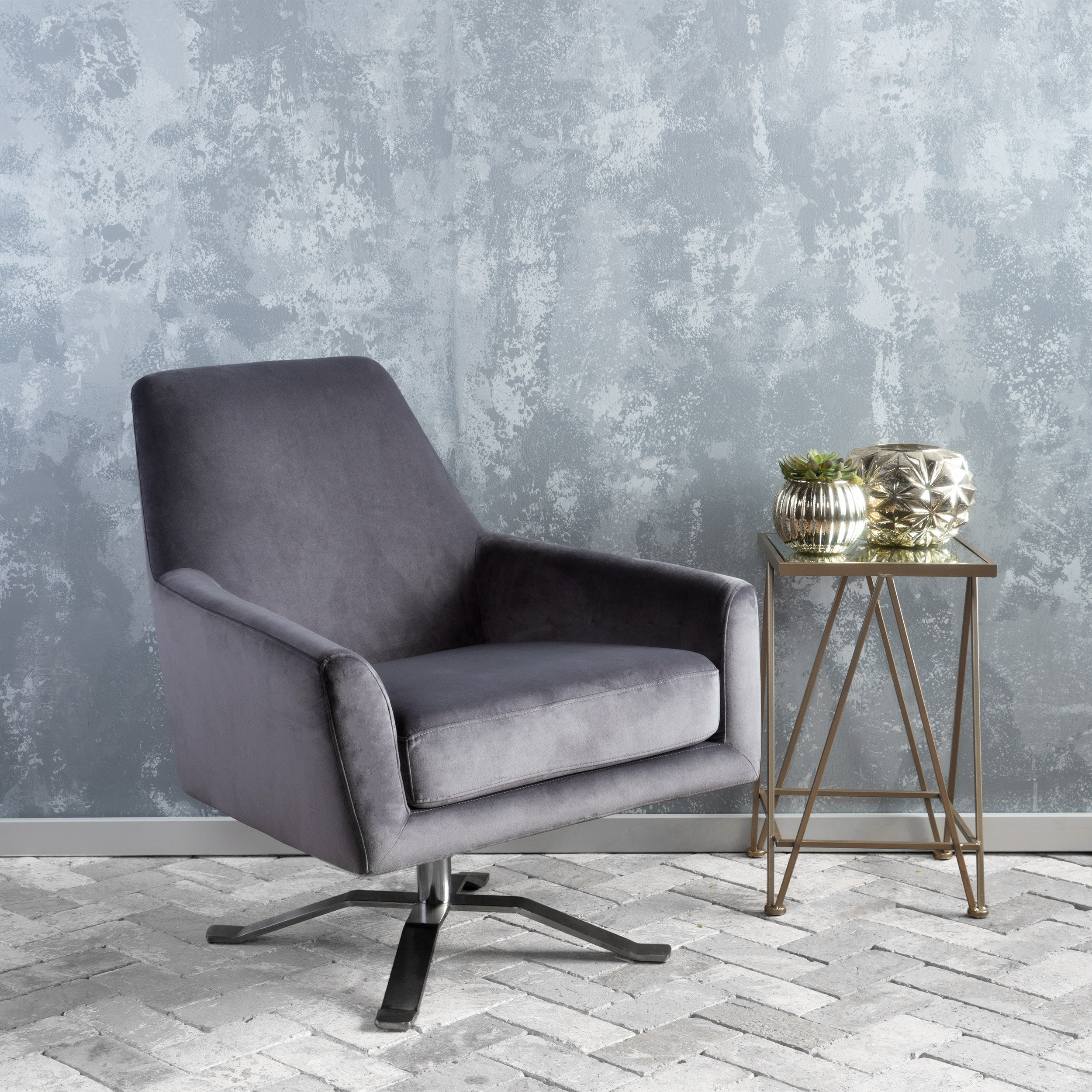 Wade Logan Edmund Swivel Club Chair & Reviews | Wayfair