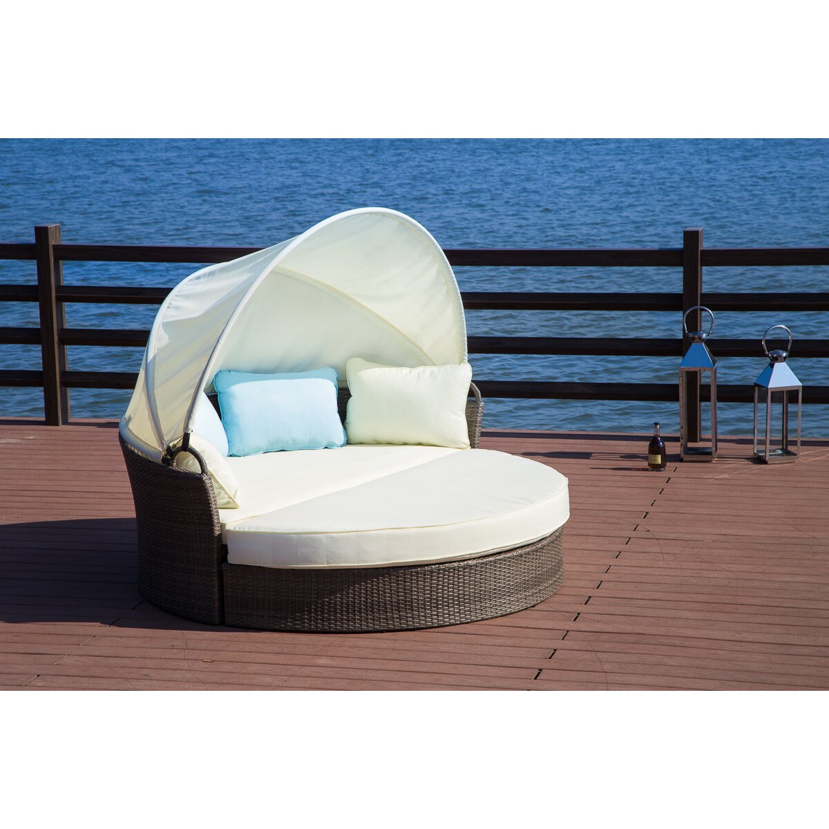 Bay Isle Home Milford Daybed with Cushions
