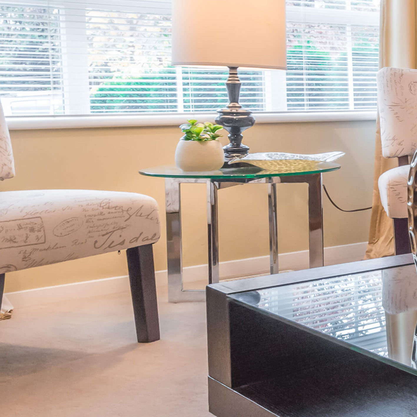 Fab Glasirror Round Beveled Edge Tempered Glass Table Top Fab Glasirror Round Beveled Edge Tempered Glass Table Top