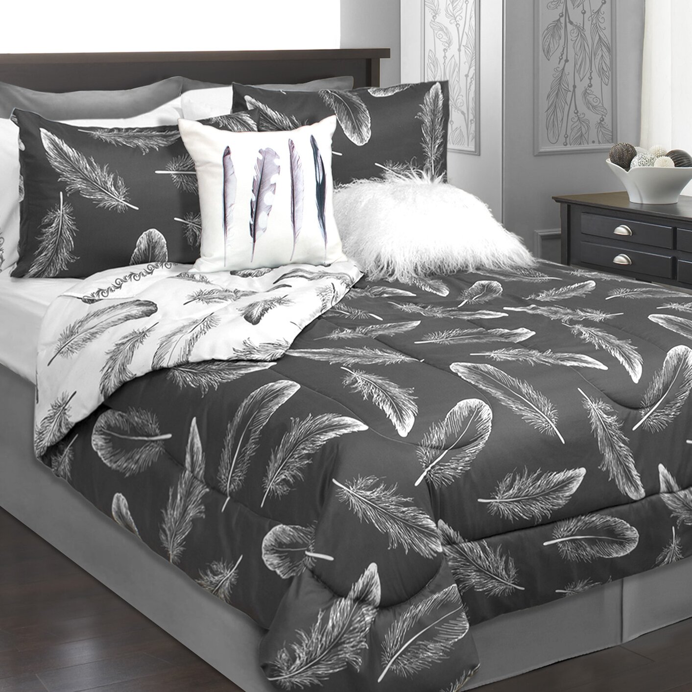 Ebern Designs Roselle 3 Piece Reversible Comforter Set & Reviews