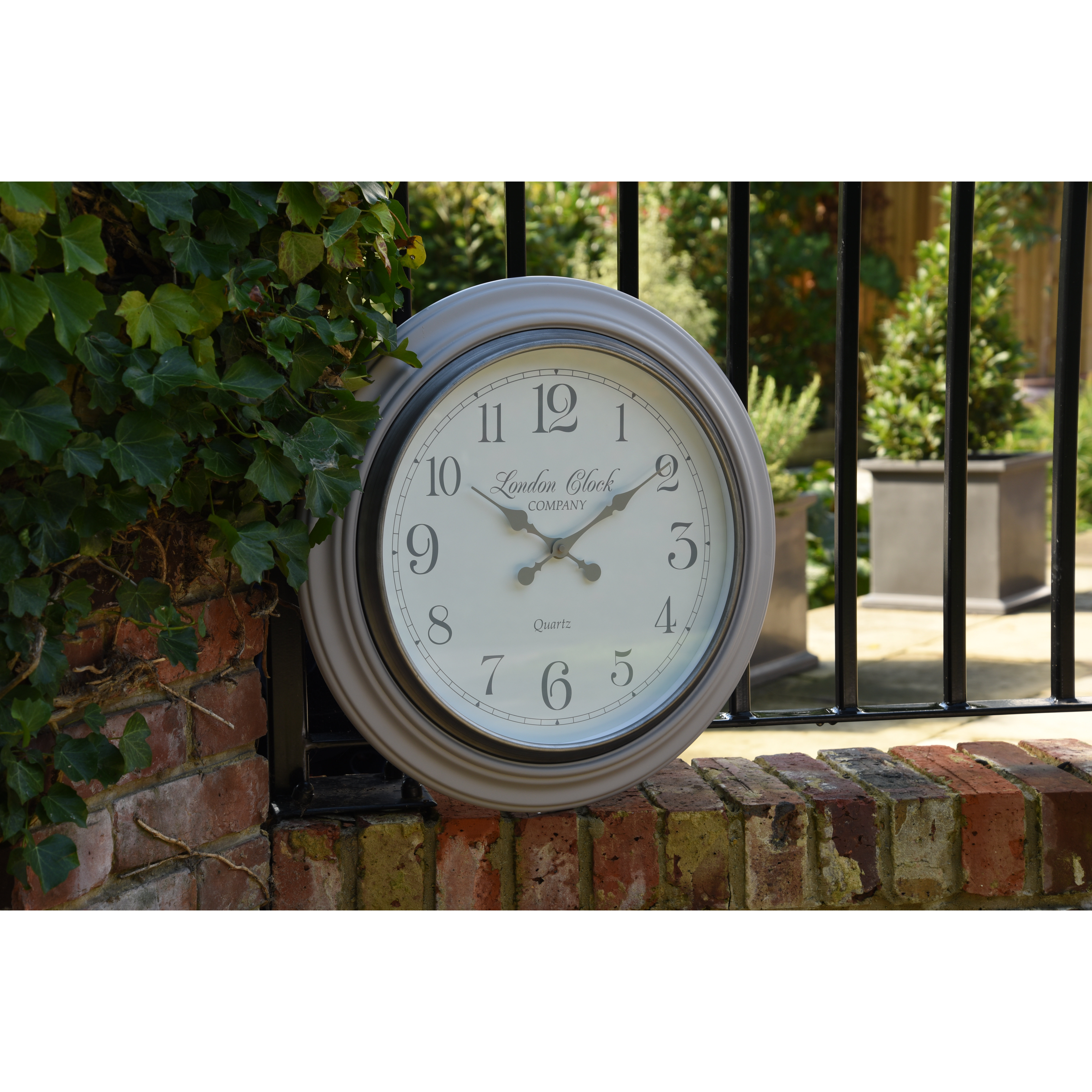 London Clock Company Heritage 54cm Eleanor Wall Clock & Reviews