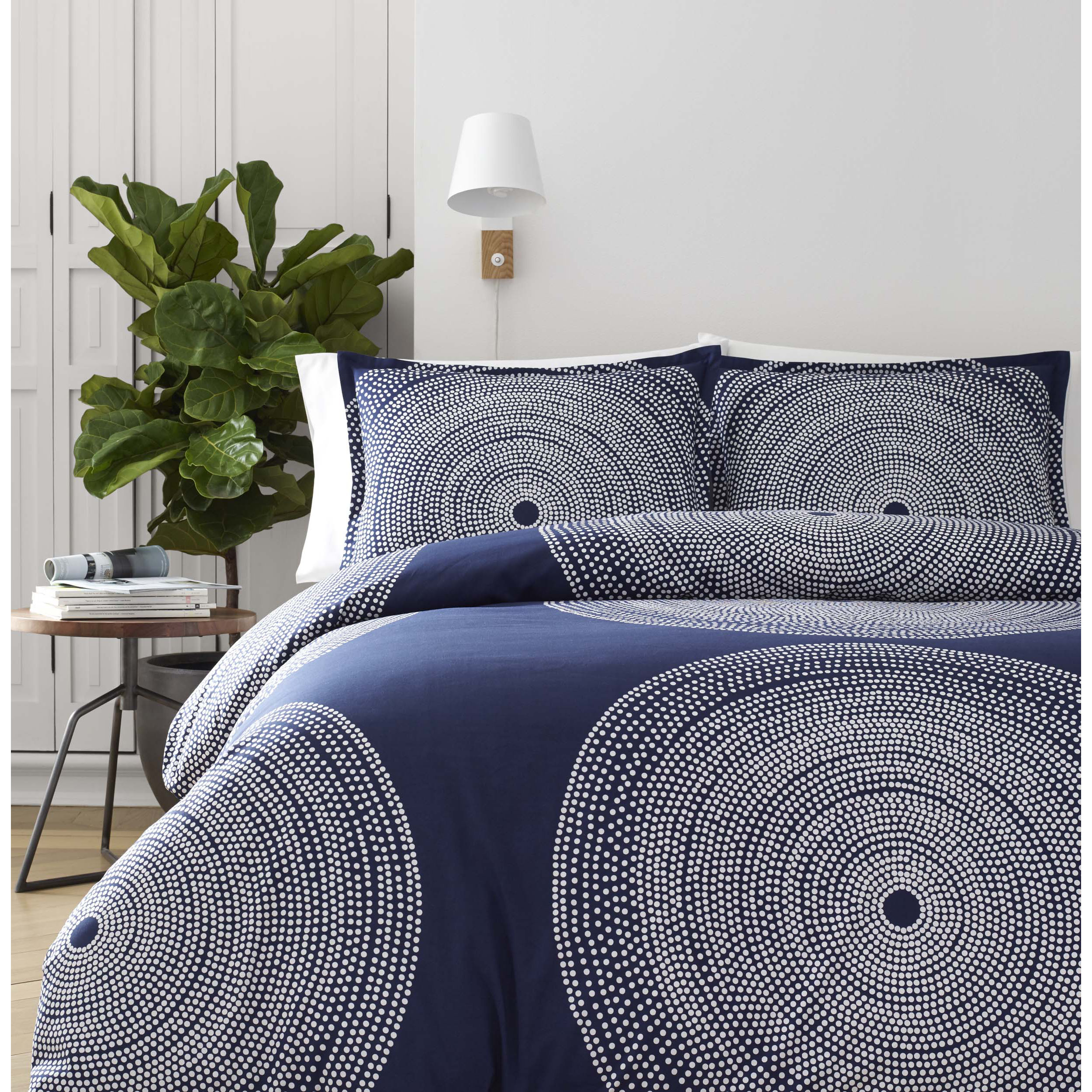 Modern Duvet Covers Allmodern Fokus Reversible Duvet Cover Set
