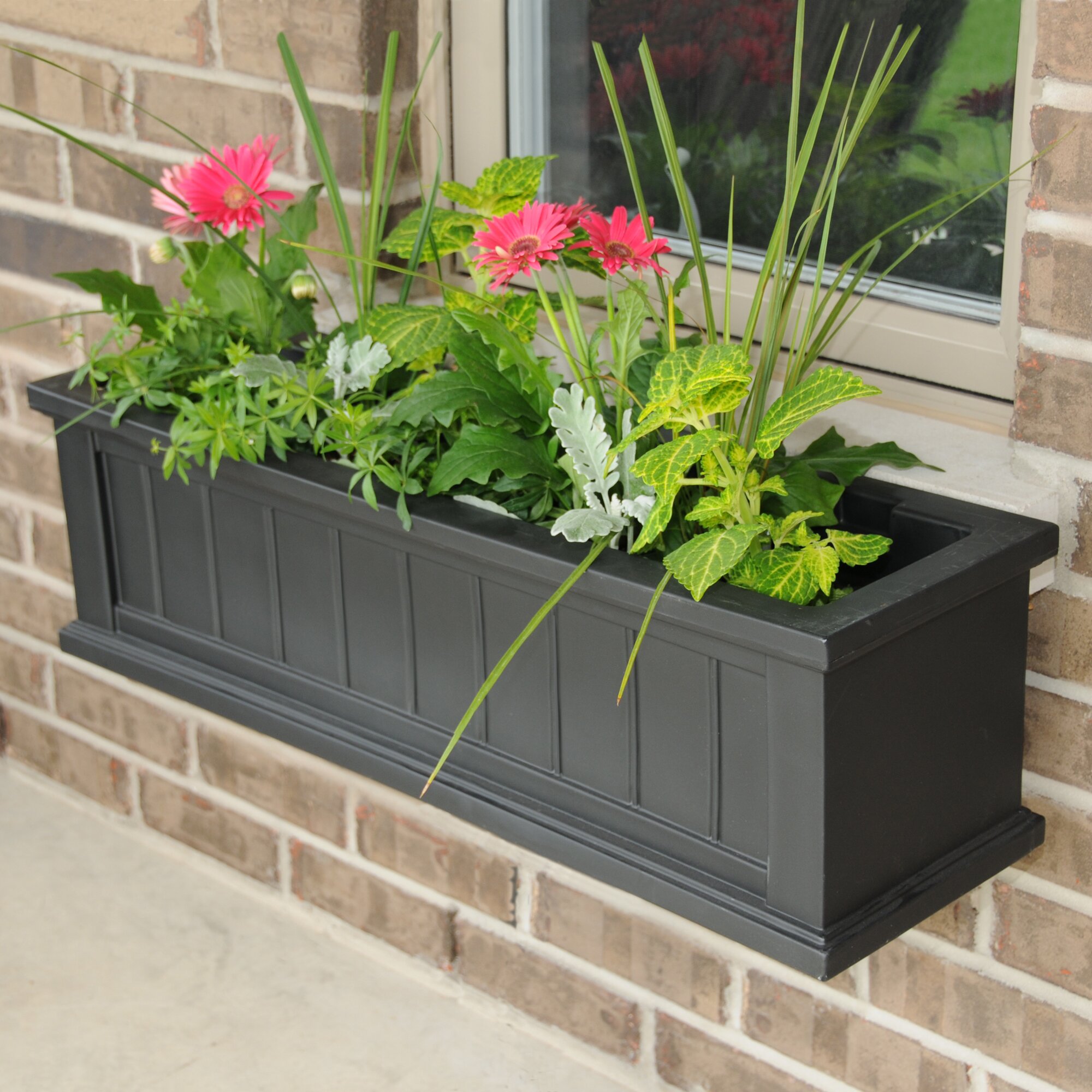 Mayne Inc. Cape Cod Plastic Window Box Planter &amp; Reviews 