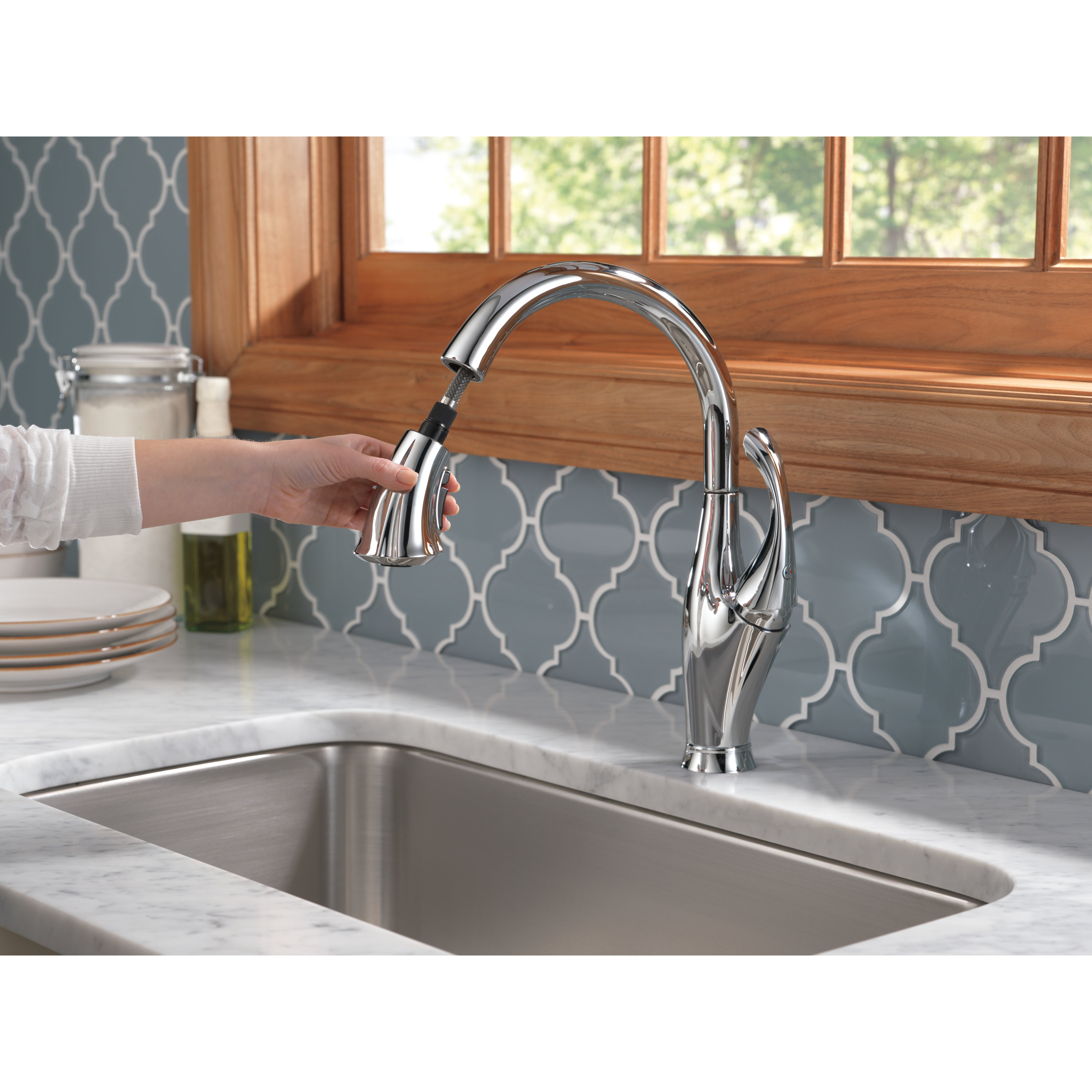 Delta Addison Single Handle Pull Down Standard Kitchen Faucet Reviews   Delta Addison Single Handle Pull Down Standard Kitchen Faucet 