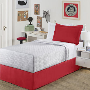 red bed skirt queen