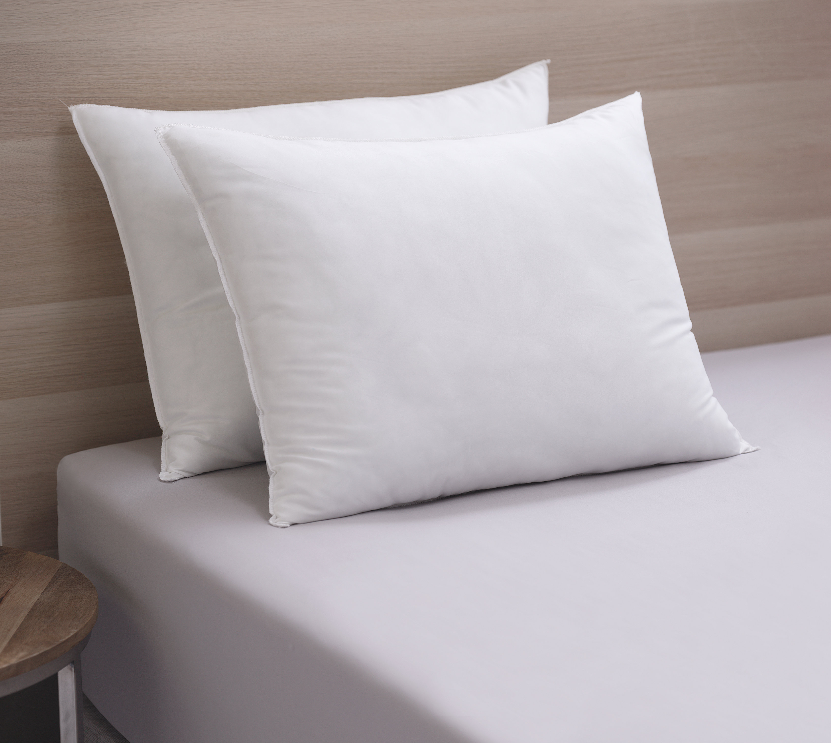 polyester bed pillows