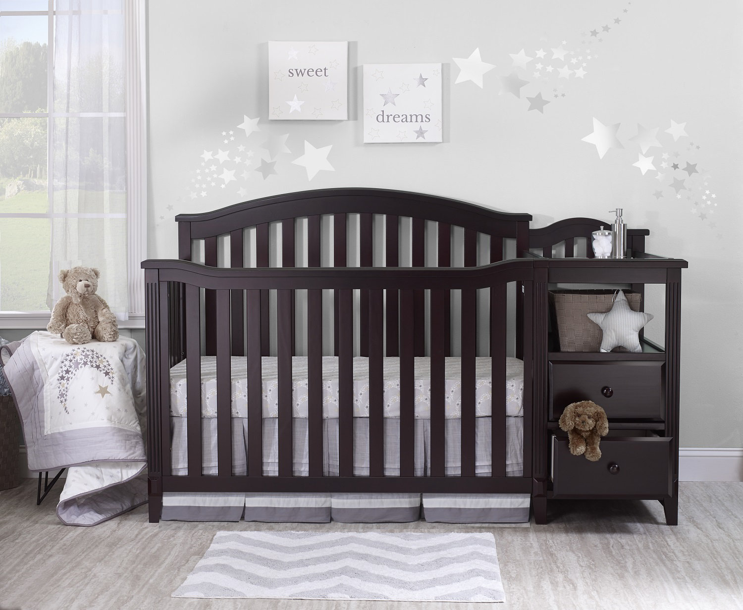 sorelle mini crib