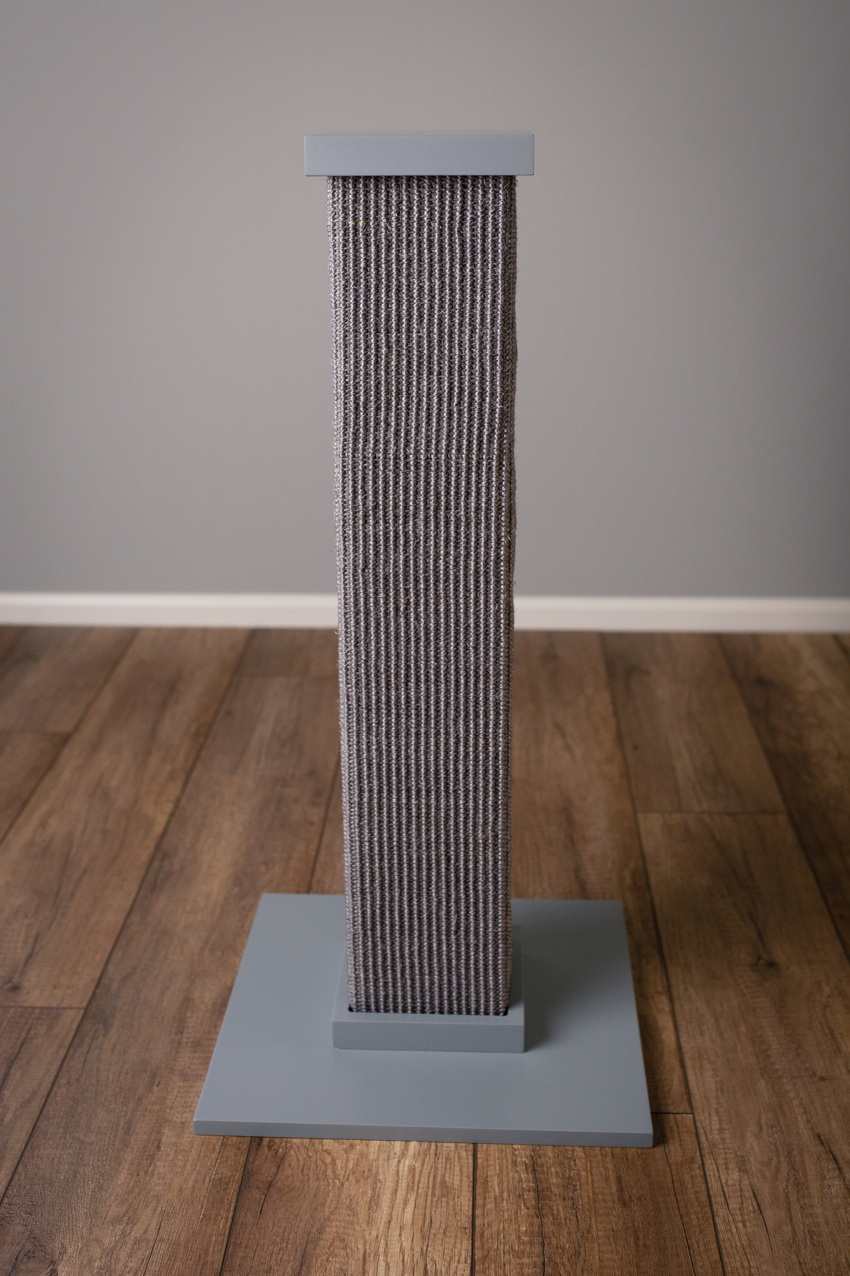 smart cat scratching post perch