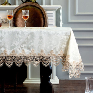 Beautiful Banquet Quaker LaceLinen Tablecloth by  Filines  68x108