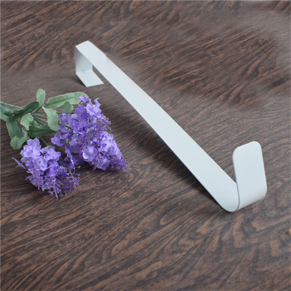 wreath holder storage