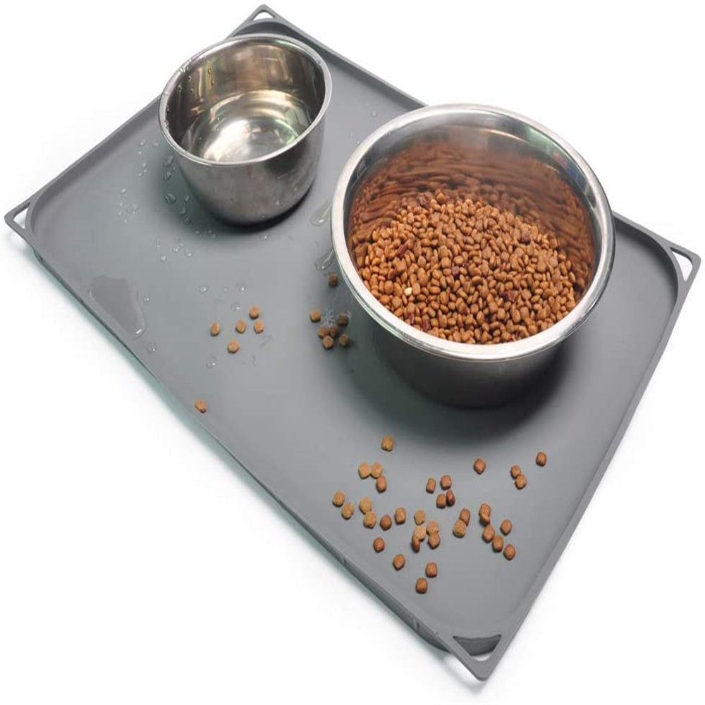 pet feeding mat