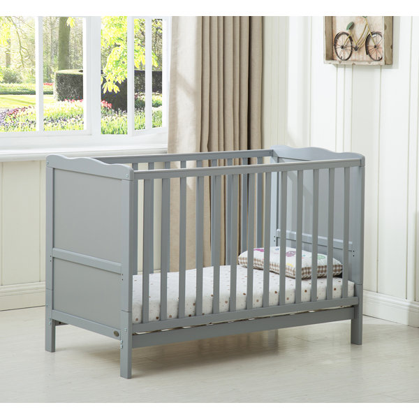travel cot sizes uk