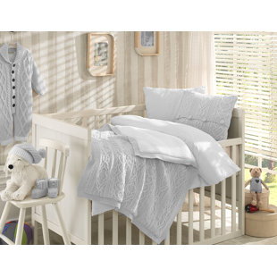 white crib set