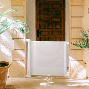 small width baby gate