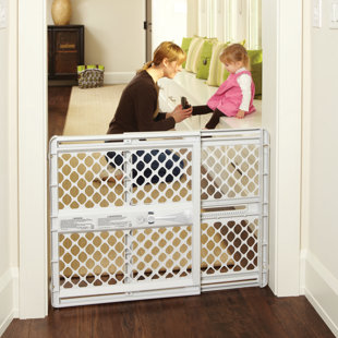 roll away baby gate