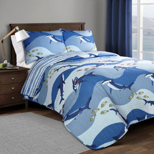 shark queen comforter