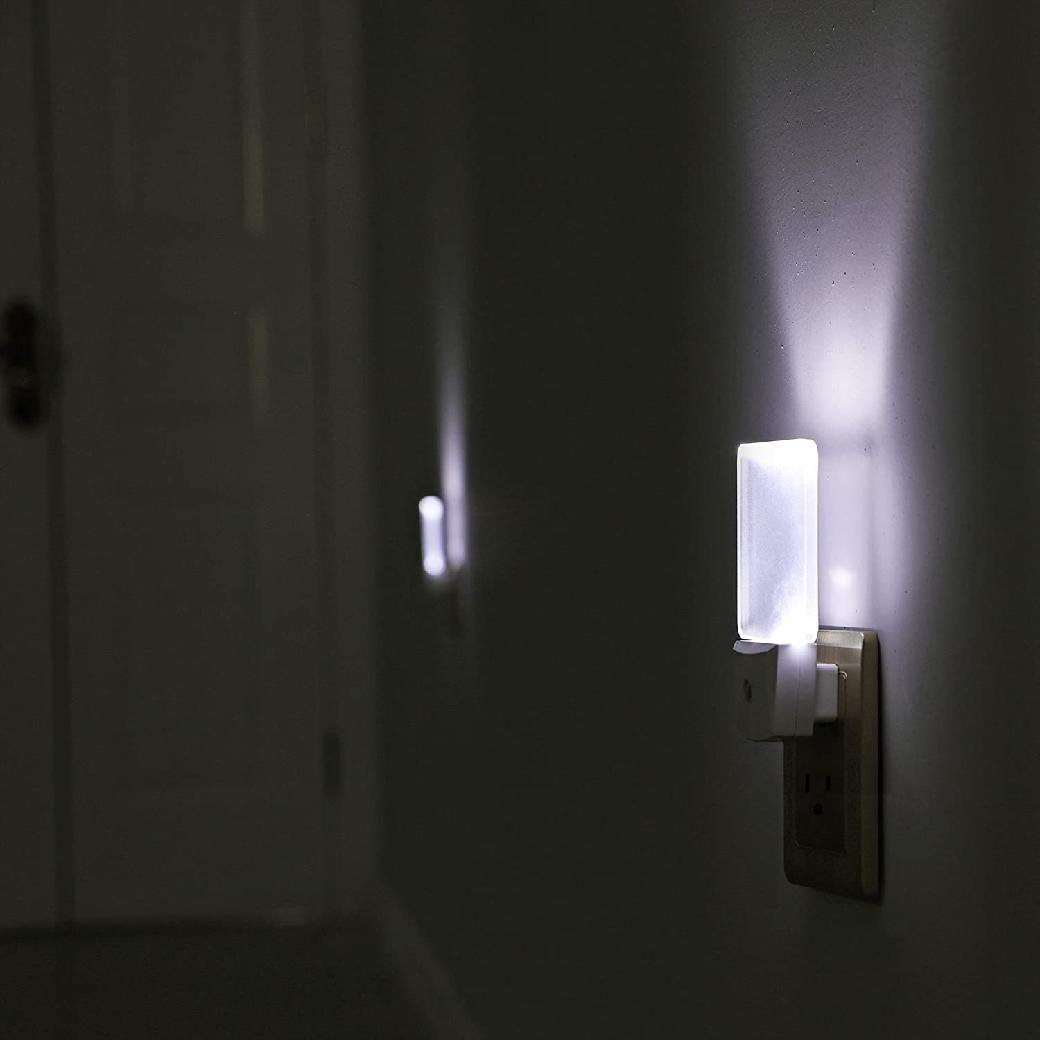 DEL Ultra Lumineux Interrupteur Lumière utiliser n'importe où Nightlight Garage Abri utilise Batteries