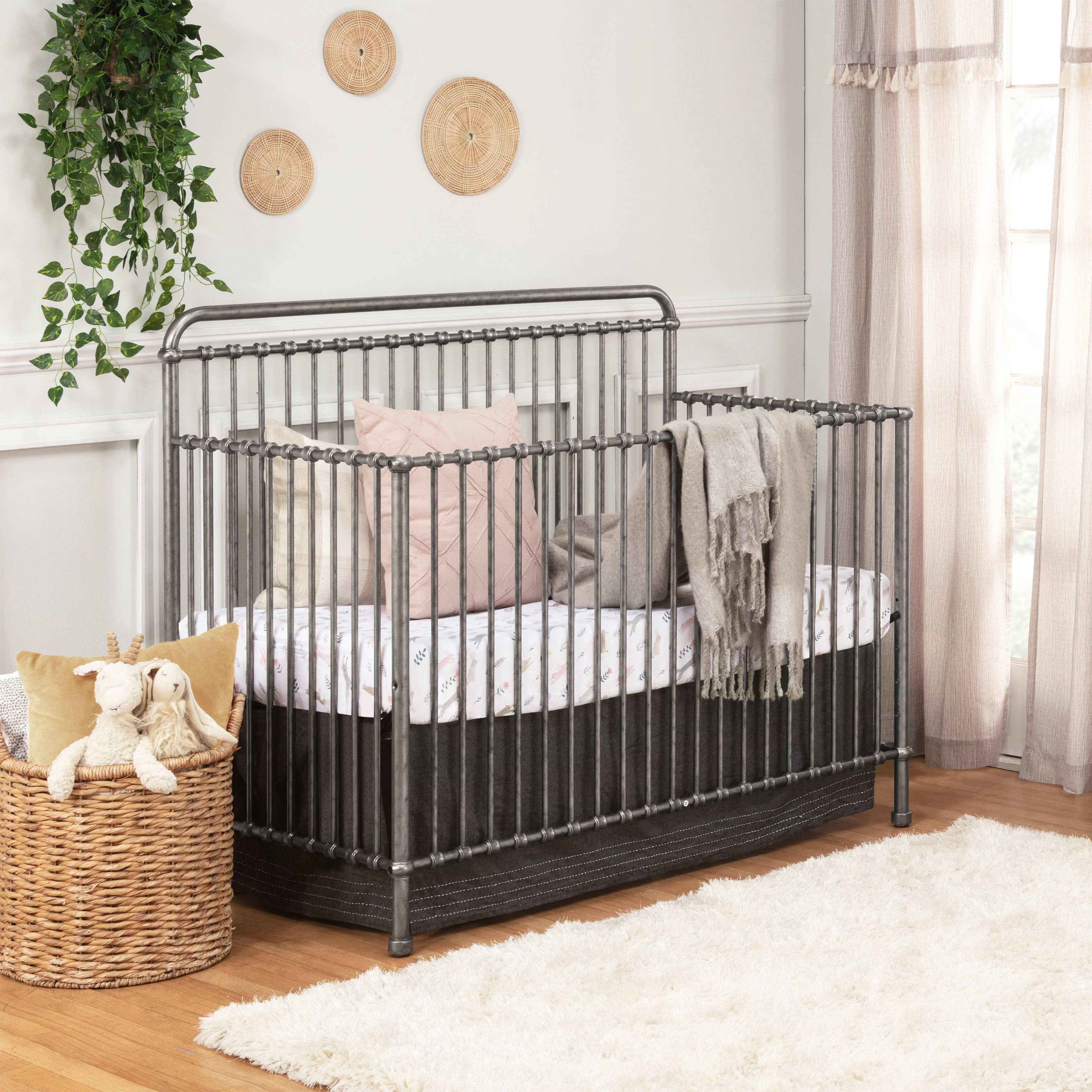 what is a 4 in 1 crib