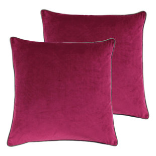 red throw cushions