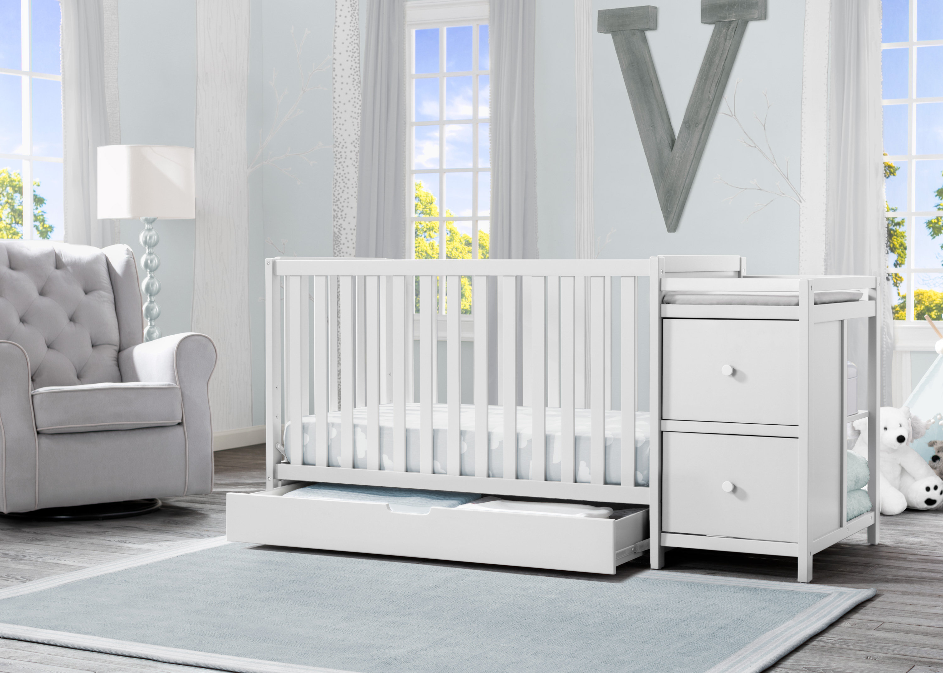 delta crib with changing table