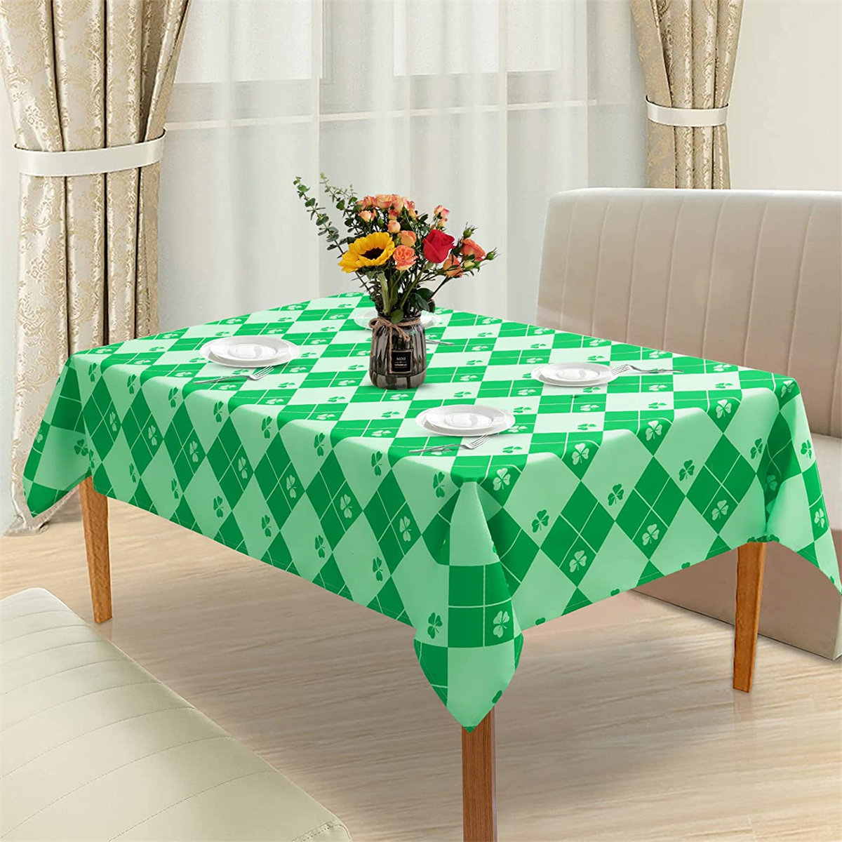Available in a range of sizes Forest Green Rectangular Tablecloths 